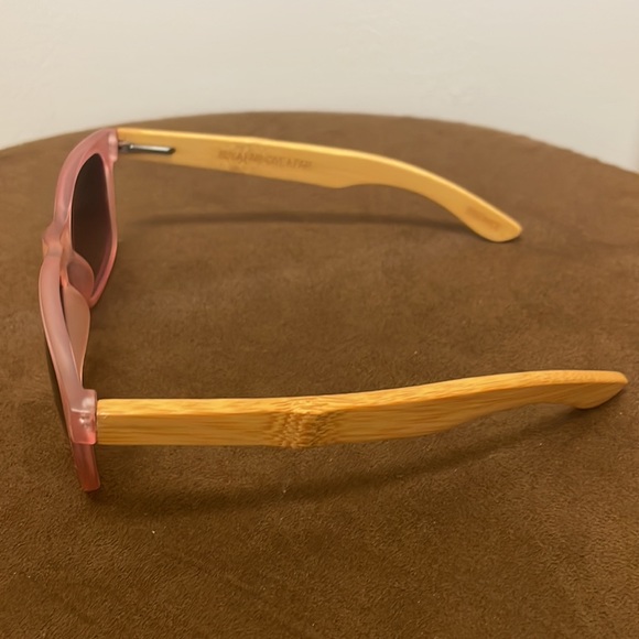 Sunglasses - Picture 2 of 5